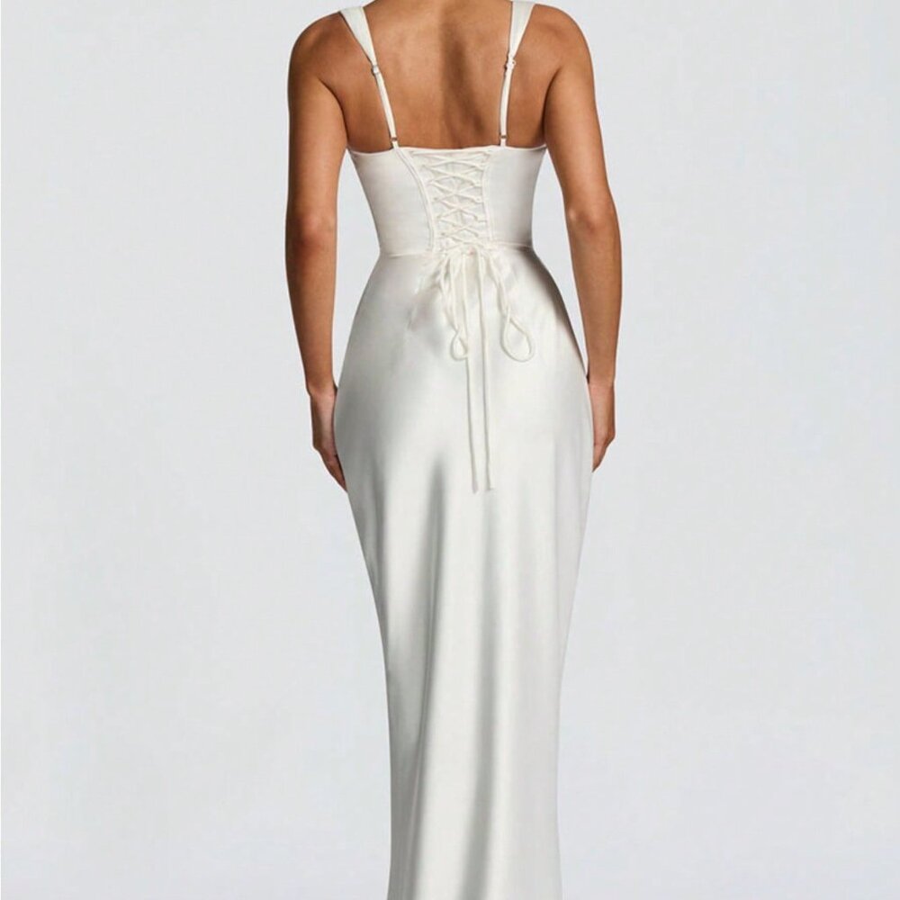 White Elegant Women's Satin Prom Dress with Cinching Waist Lace-Up Slip Gown - Picture 2 of 4